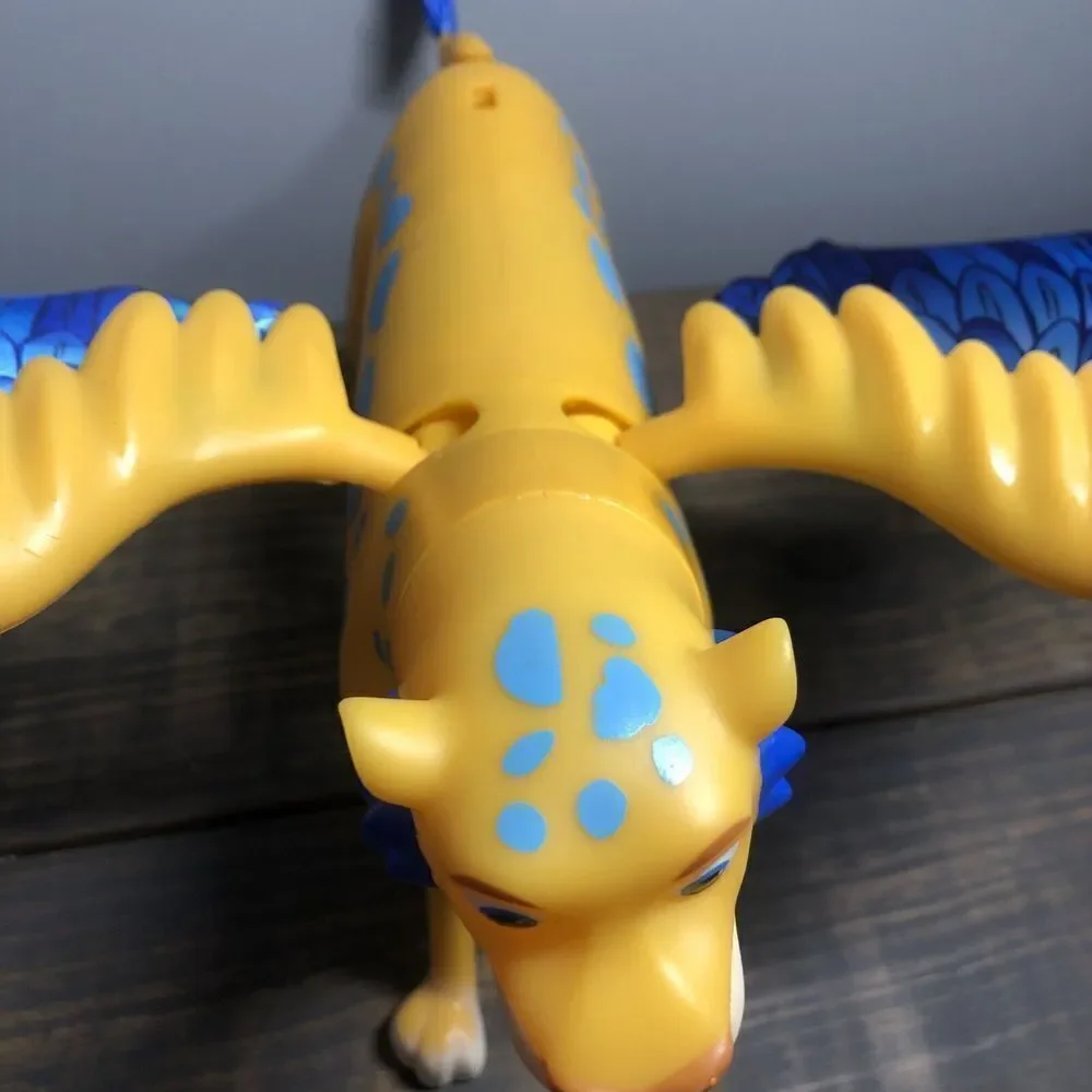 *Disney Jr. Elena of Avalor SKYLAR Yellow Jaquin Wings Flap Leopard 13